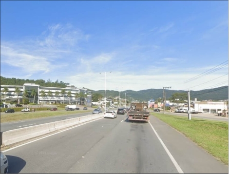 Acidente na SC-401 provoca lentidão no trânsito na região