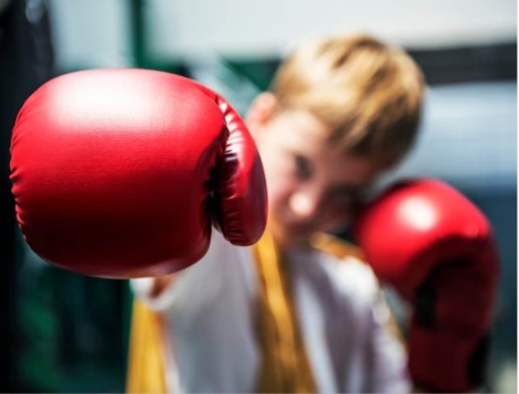 Inscrições para aulas de boxe para crianças e adolescentes estão abertas na Capital